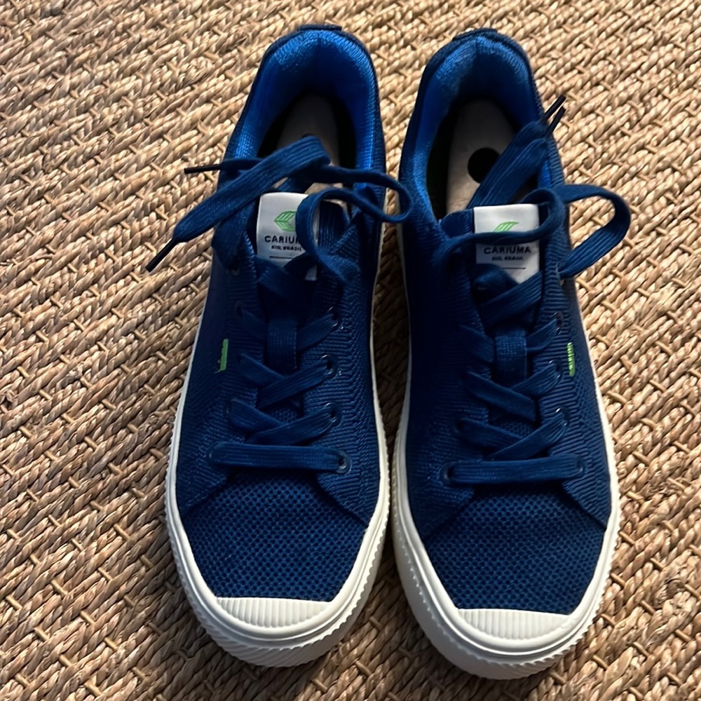 Unisex low sneakers